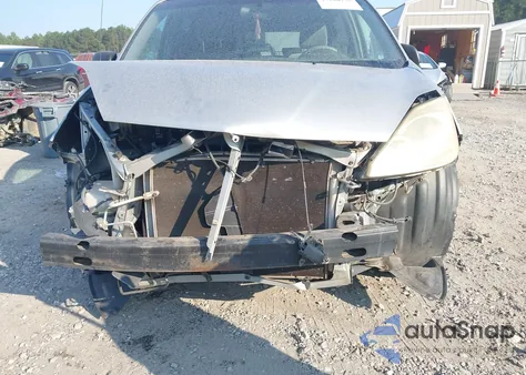 2004 Toyota Sienna Le z USA, uszkodzony, nr VIN 5TDZA23C94S009787